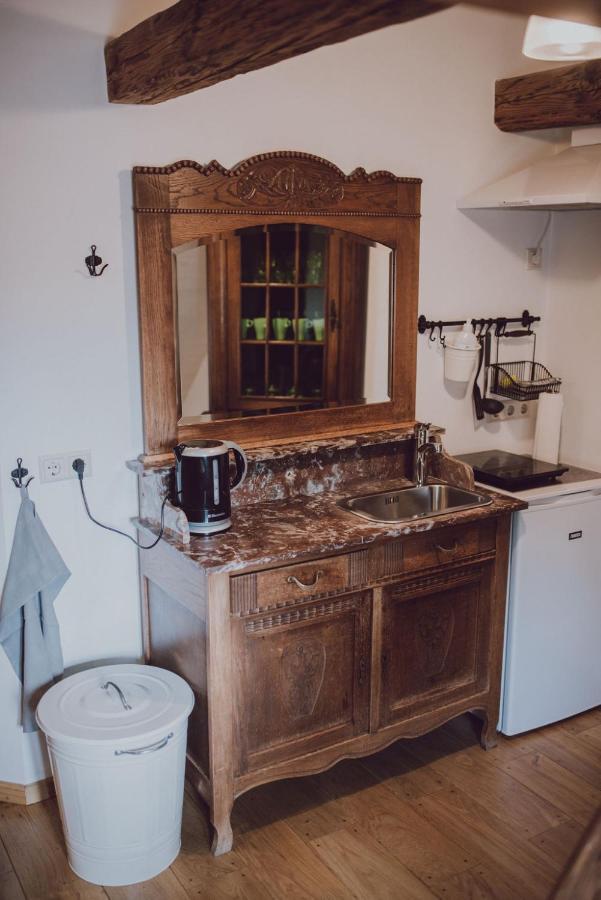 Fotografa Apartamenti Кулдига Экстерьер фото